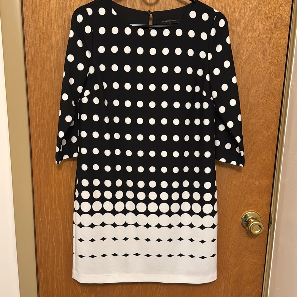 Sz2 Banana Republic polka dot shirt dress NWOT. Short length. Super cute